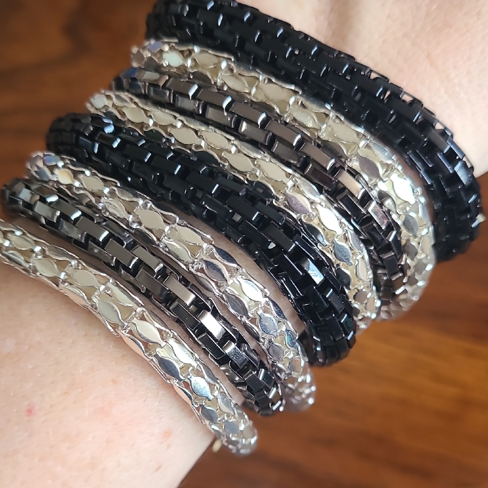 Chic Black and Silver Bracelet Set